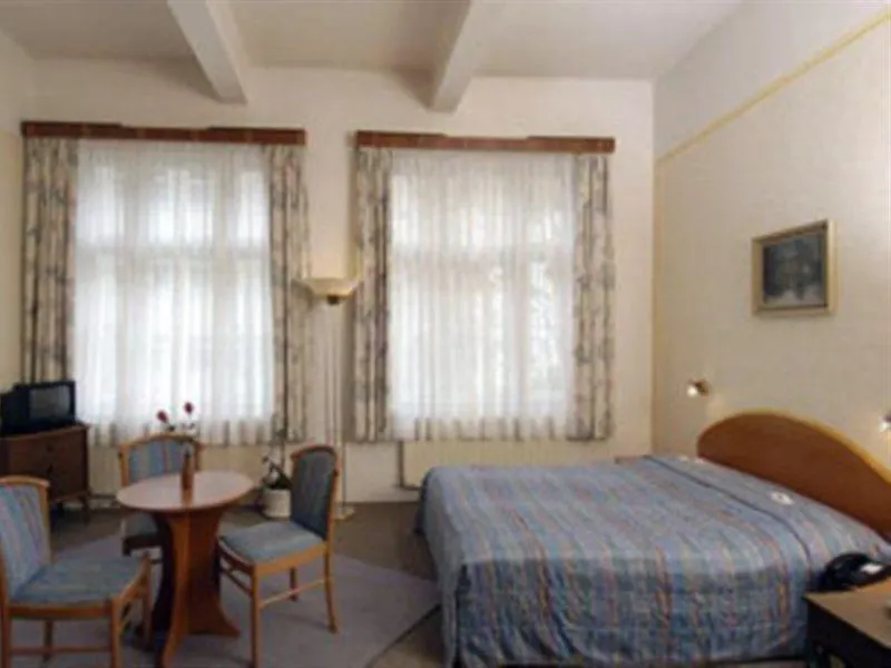 Hostel Junior Πράγα Ξενοδοχείο