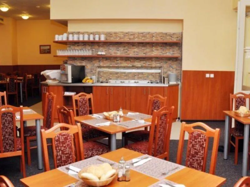 Hostel Junior Πράγα 0*,  Τσεχία